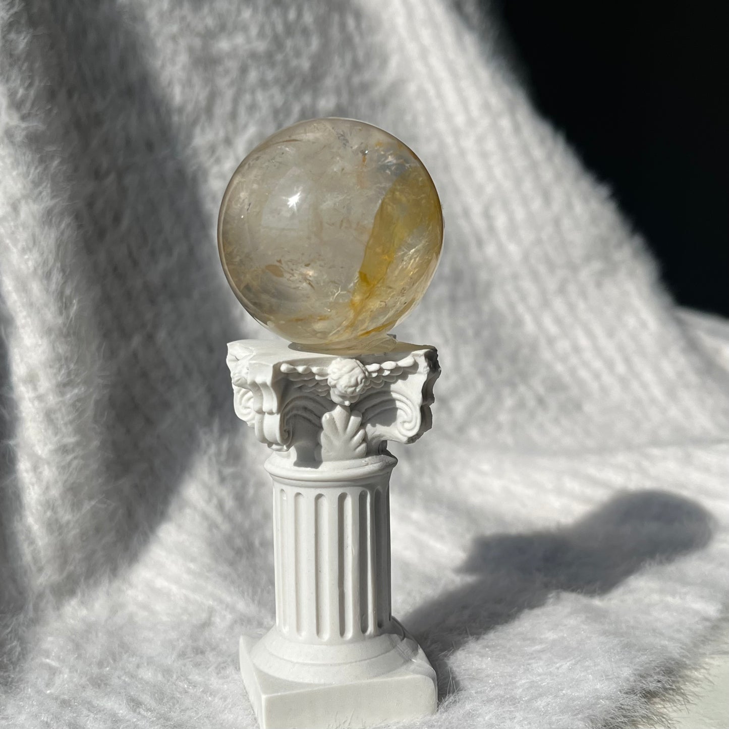 Sfera in Quarzo Ematoide giallo