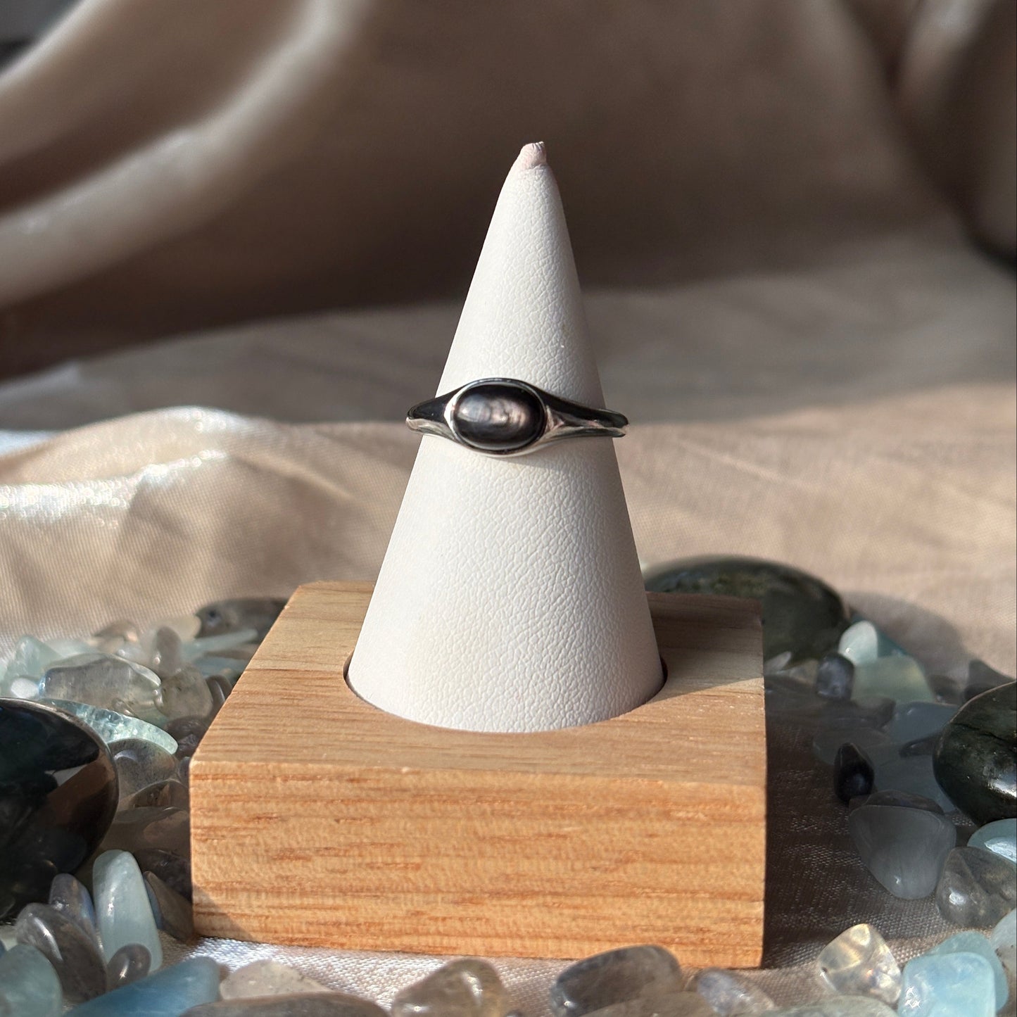 Anello con Iperstene