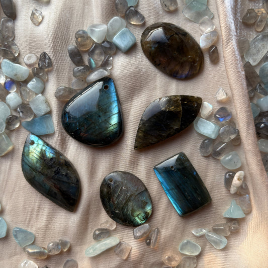 Cabochon di Labradorite