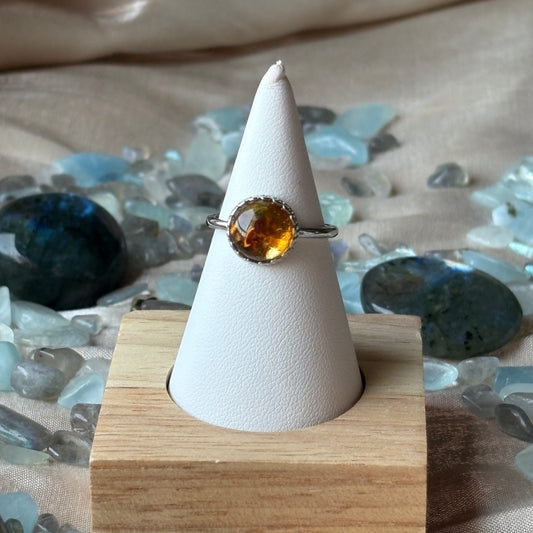 Anello con Ambra