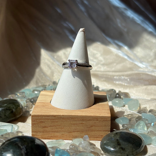 Anello con Ametista