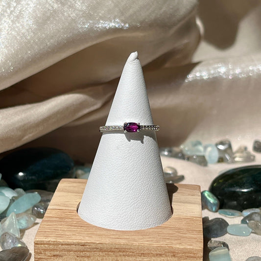 Anello con Granato 925