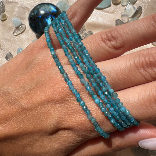 Bracciale in Apatite 925